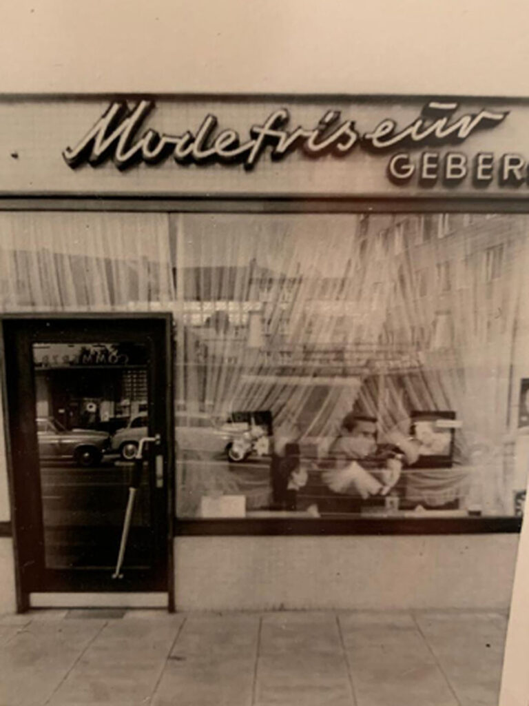 Salon_Gebers_Zeitreise (2)